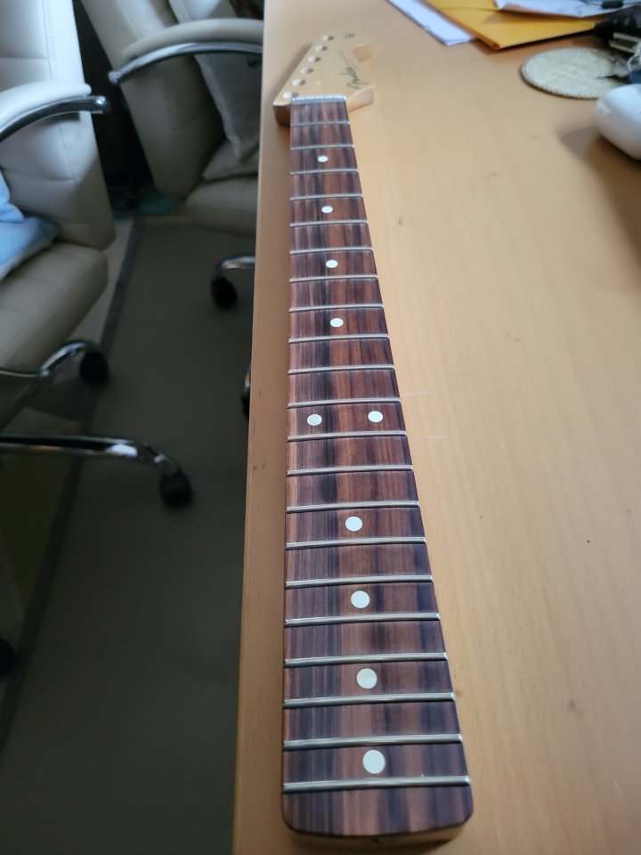 Mástil Fender Stratocaster (envío incluido) de segunda mano · Foto 1 de 9 · Lugo · 115 €