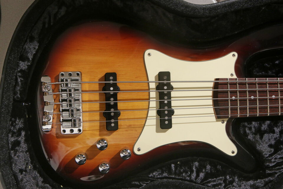 Warwick Teambuilt Pro Series Streamer CV, 5-String