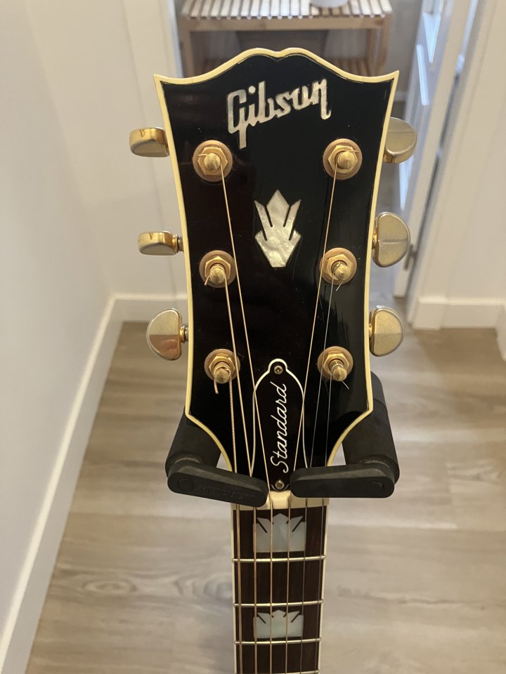 Gibson SJ200 standard 2010 de segunda mano · Foto 6 de 10 · Cádiz · 3000 €