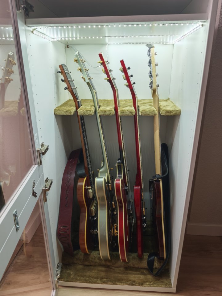 Mueble Guitarrero Casero de segunda mano · Foto 4 de 7 · Madrid · 50 €