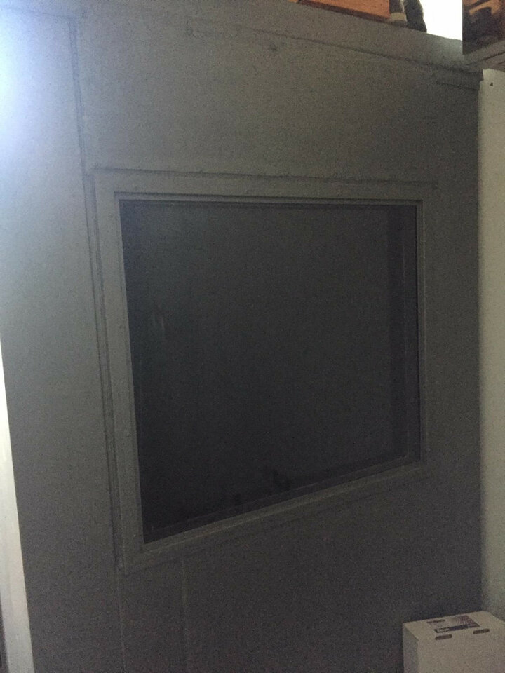 Vendo o cambio cabina insonorizada de grabación, locución, Acústica Integral 100€ (negociables)