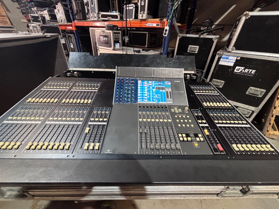 Yamaha M7CL 48 de segunda mano · Foto 5 de 5 · Cádiz · 1 €