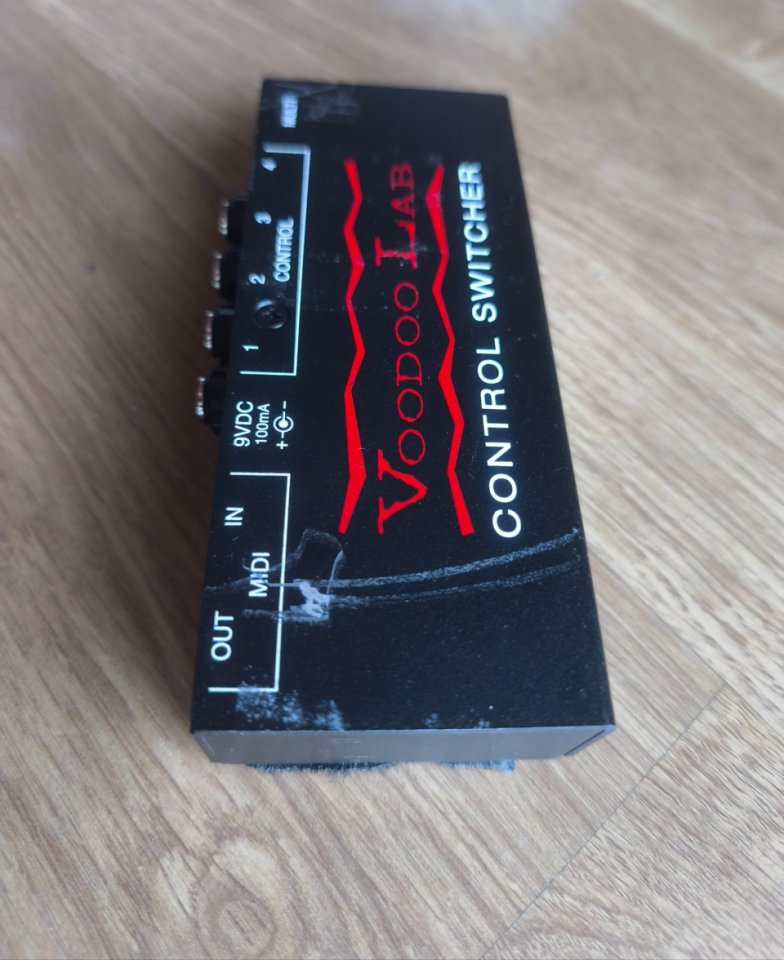 Voodoo lab control switcher