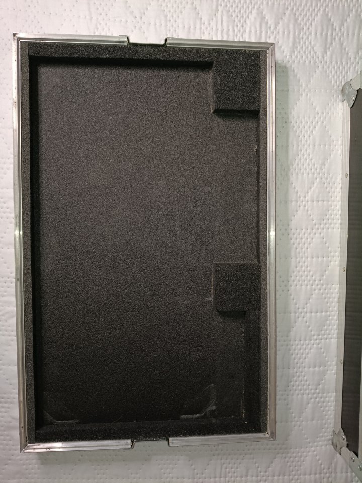 Thon Case Boss GT-100/GT-10/GT-10B de segunda mano · Foto 8 de 8 · Córdoba · 100 €