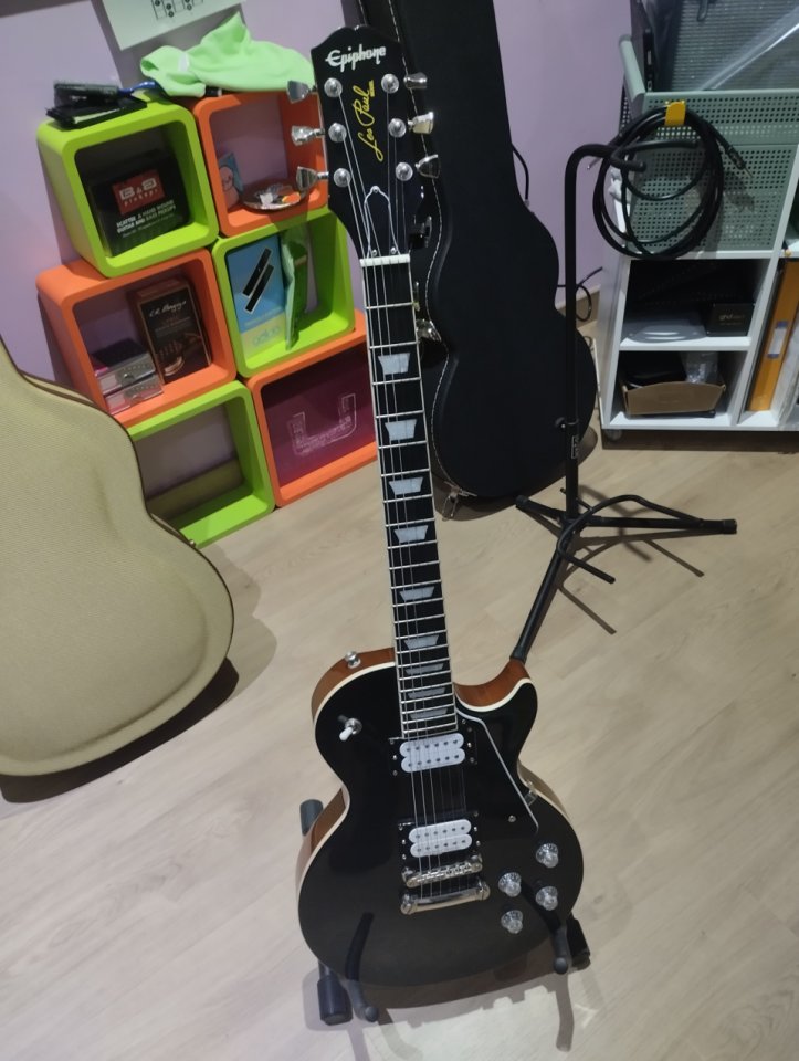 Epiphone Les Paul Modern Graphite Black con SD Hot Rodded