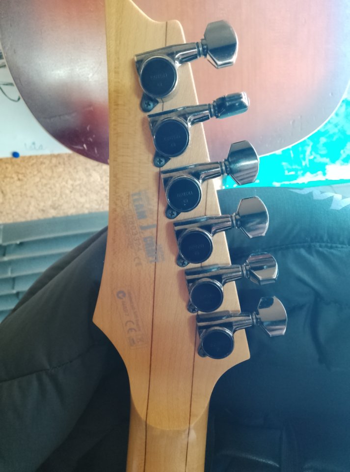 IBANEZ RG 1570 PRESTIGE de segunda mano · Foto 1 de 2 · Barcelona · 600 €
