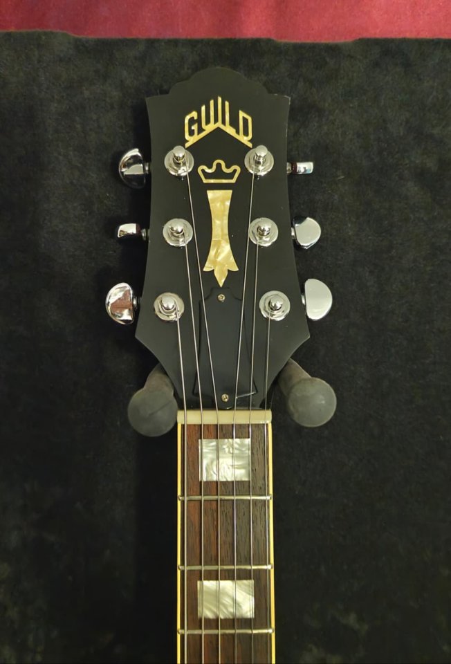 Guild Bluesbird 1998 Westerly de segunda mano · Foto 3 de 9 · Navarra · 1900 €