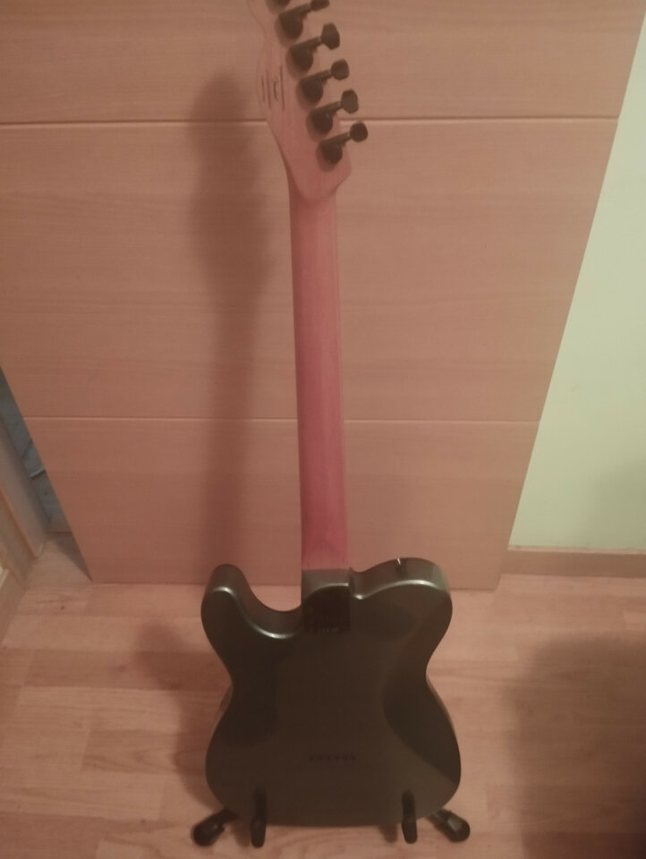 Fender sq contemporary telecaster rh gunmetal metallic de segunda mano · Foto 4 de 6 · Sevilla · 290 €