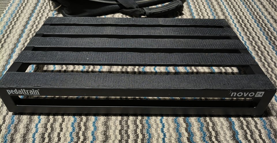 Pedalera Pedaltrain Novo 24