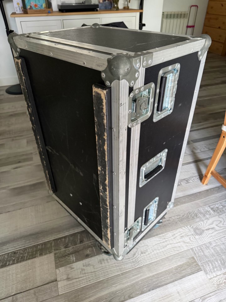 Yamaha DM7C de segunda mano · Foto 4 de 7 · Madrid · 8500 €