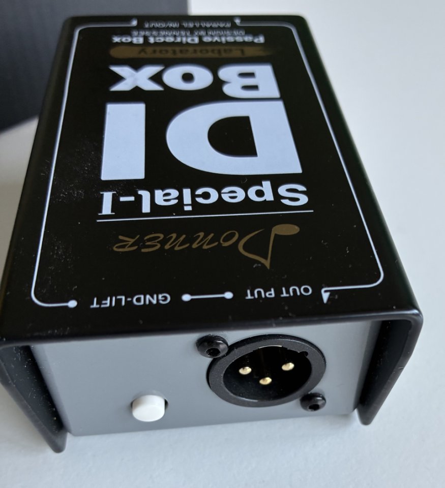 Caja de inyección directa pasiva Donner Special I, DI box de segunda mano · Foto 1 de 5 · Madrid · 16 €