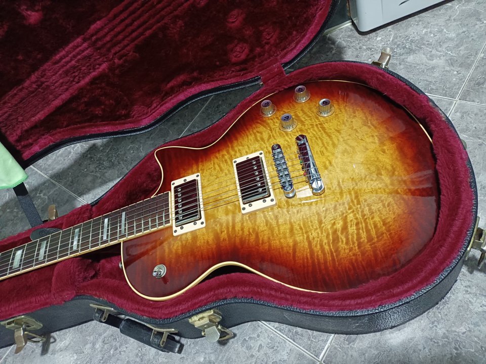 Guild Bluesbird 1998 Westerly de segunda mano · Foto 9 de 9 · Navarra · 1900 €