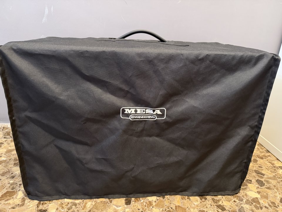 Mesa Boogie 2x12 Open Back Cab de segunda mano · Foto 3 de 3 · Castellón · 600 €