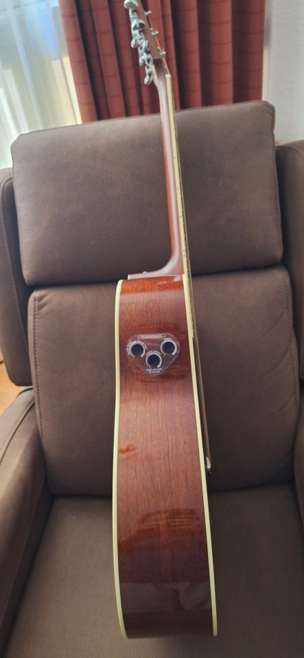 Guitarra Yamaha FGC‑TA TransAcoustic – Nueva, con funda acolchada