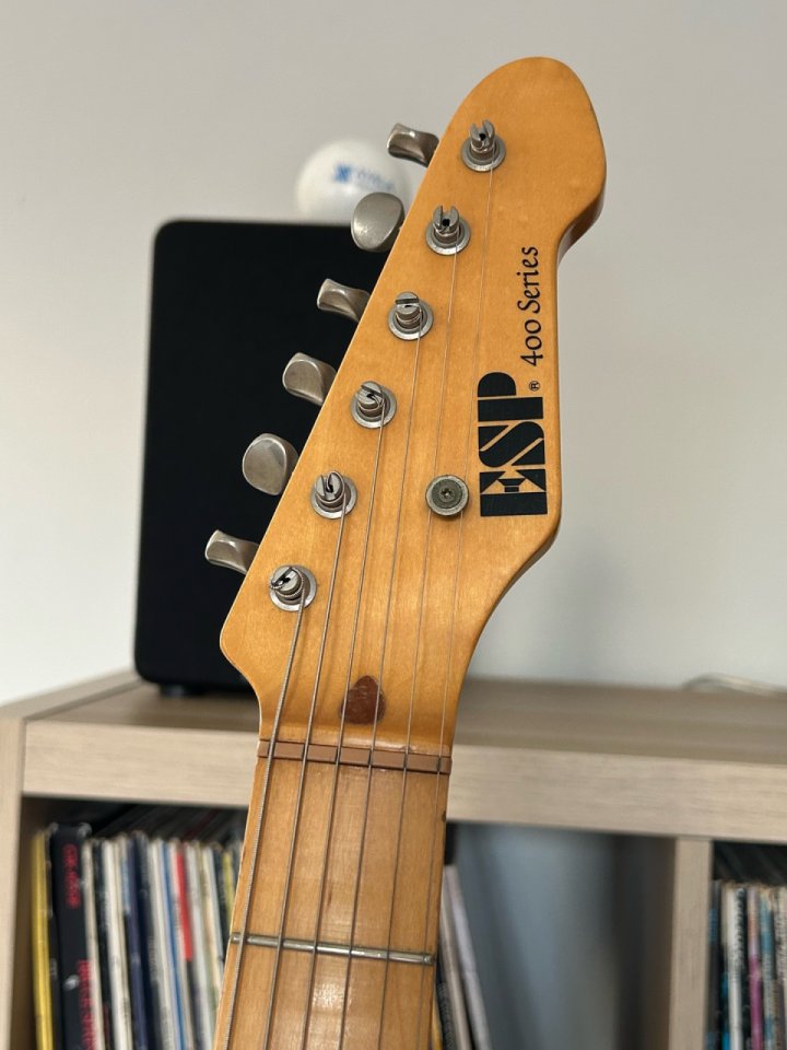 ESP 400 Stratocaster Japón 1980s de segunda mano · Foto 4 de 10 · Madrid · 850 €