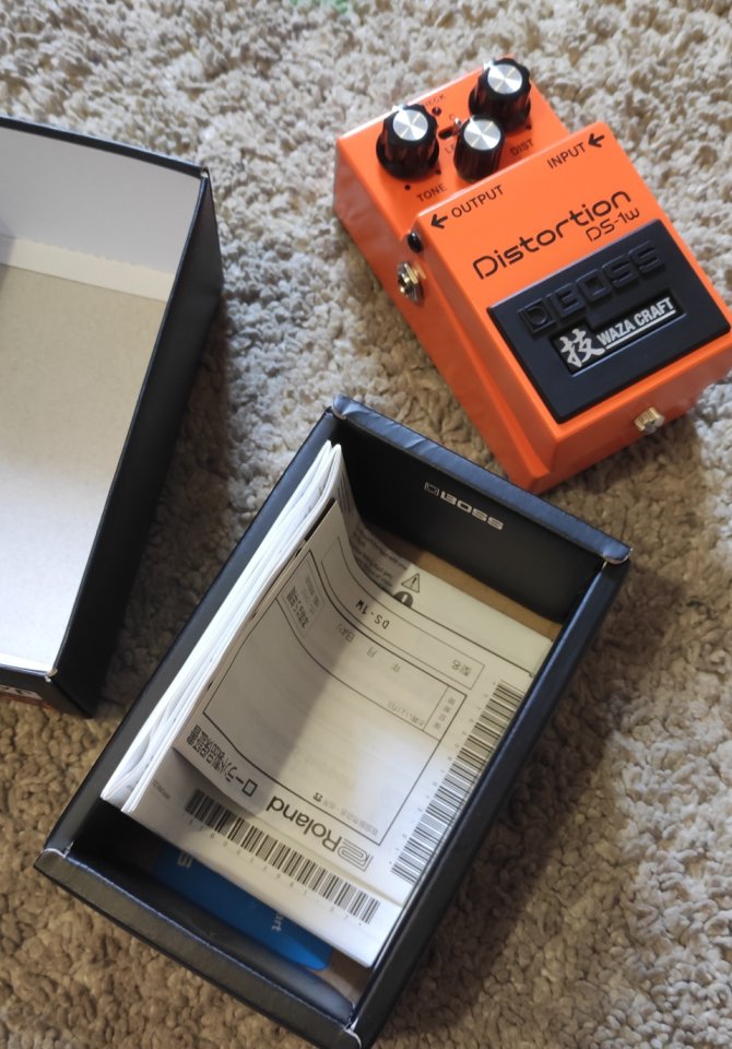 Pedal de guitarra Boss DS1W de segunda mano · Foto 6 de 7 · Sevilla · 99 €