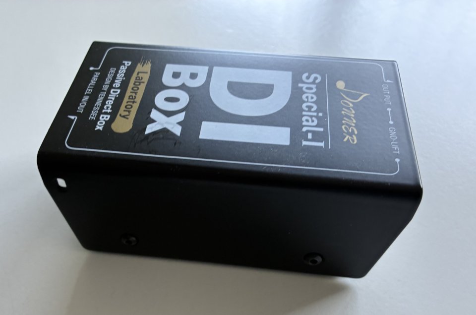 Caja de inyección directa pasiva Donner Special I, DI box de segunda mano · Foto 5 de 5 · Madrid · 16 €