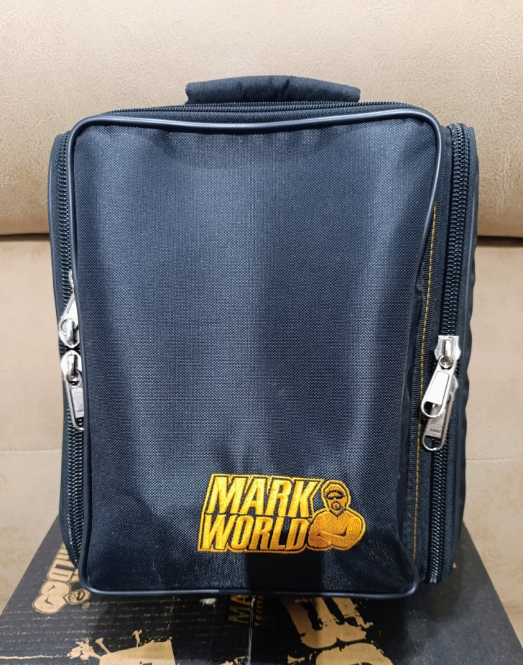 Cabezal bajo Markbass Little Mark IV 500W impecable + mochila + orejas rack de segunda mano · Foto 4 de 10 · Granada · 450 €