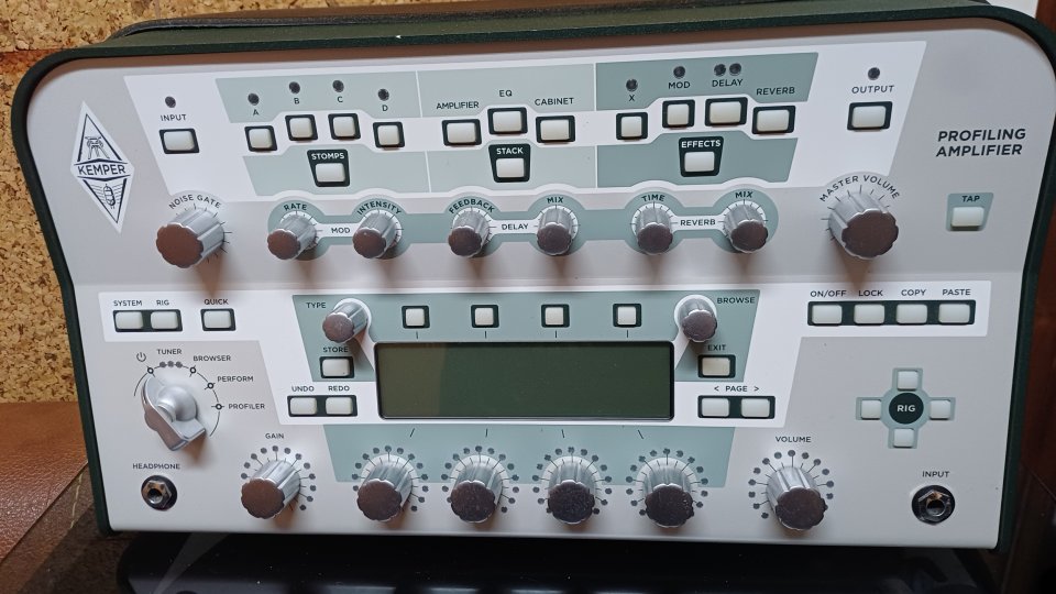 Kemper profiler de segunda mano · Foto 1 de 4 · Barcelona · 750 €