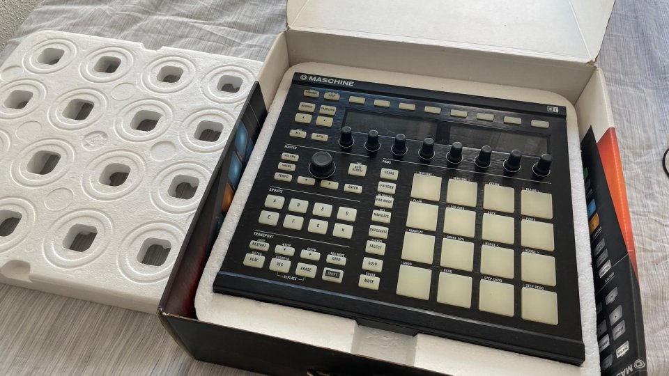 Maschine MK II con licencia (También cambio)