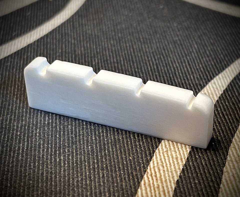 Cejuela de hueso para bajo Rickenbacker 4003 o 4004