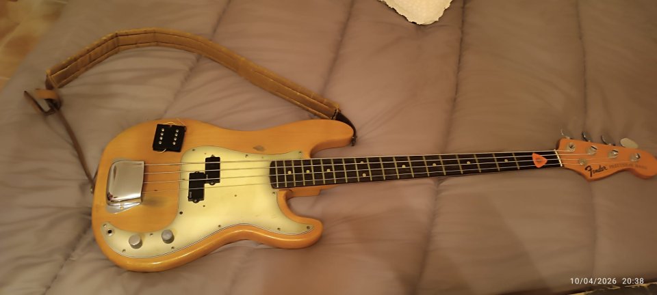 Bajo Fender precisión año 1959