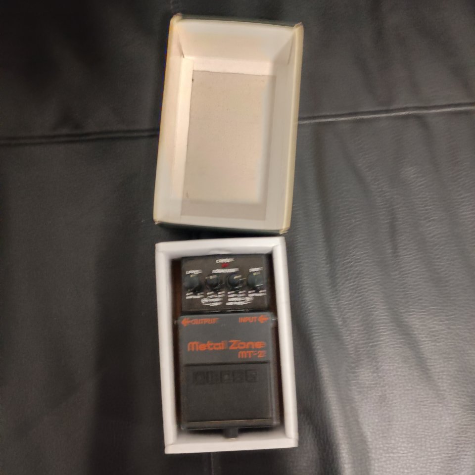 Pedal Boss MT 2 Metal Zone de segunda mano · Foto 1 de 3 · Málaga · 60 €