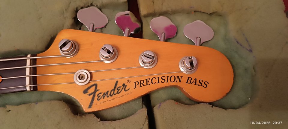 Bajo Fender precisión año 1959