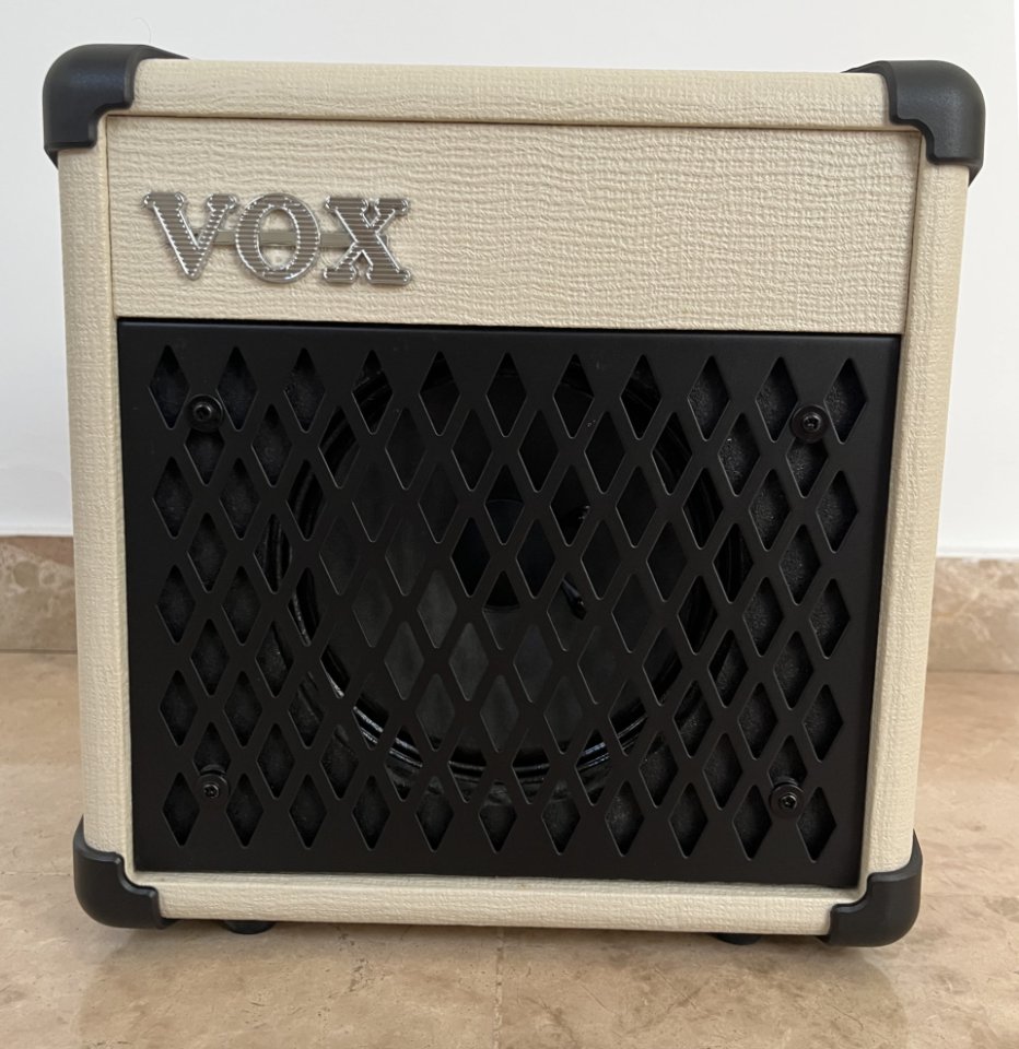 VOX AMPLI MINI 5 RHYTHM de segunda mano · Foto 2 de 5 · Valencia · 120 €