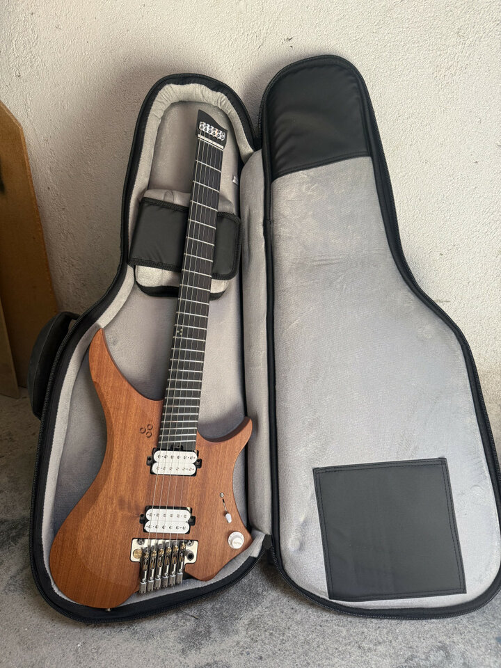 GOC Illumina modern Tremolo 6 strings