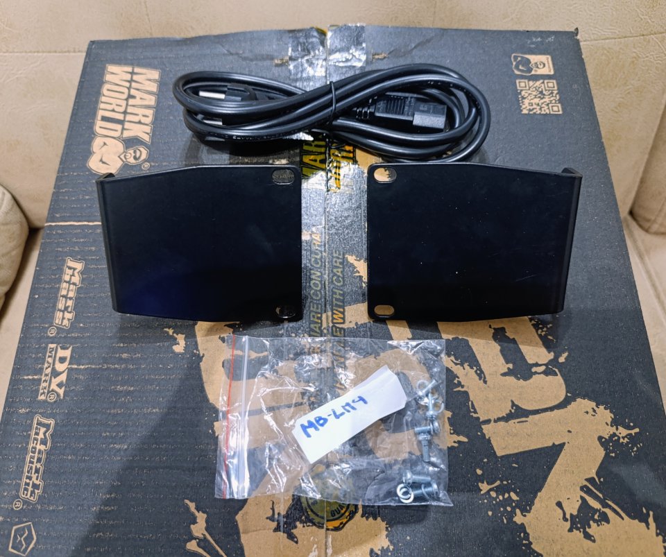 Cabezal bajo Markbass Little Mark IV 500W impecable + mochila + orejas rack de segunda mano · Foto 10 de 10 · Granada · 450 €