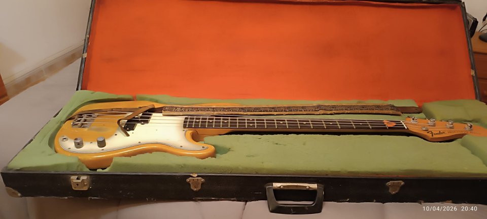 Bajo Fender precisión año 1959