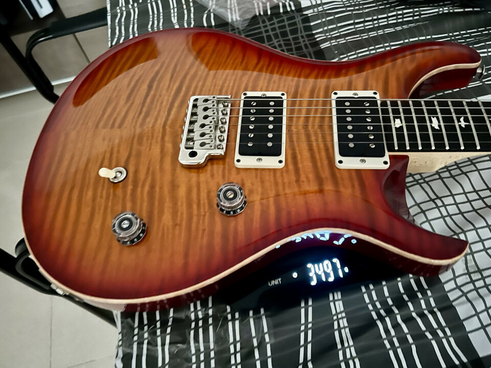 PRS CE 24 Dark Cherry Sunburst. de segunda mano · Foto 8 de 10 · Córdoba · 1500 €