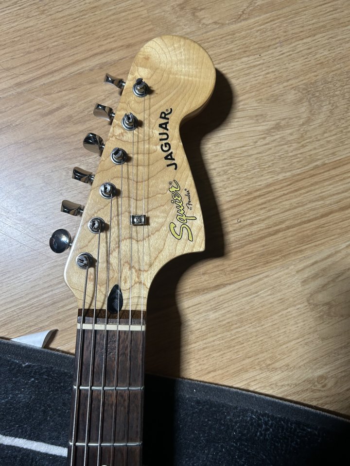 Squier Jaguar Vintage Modified