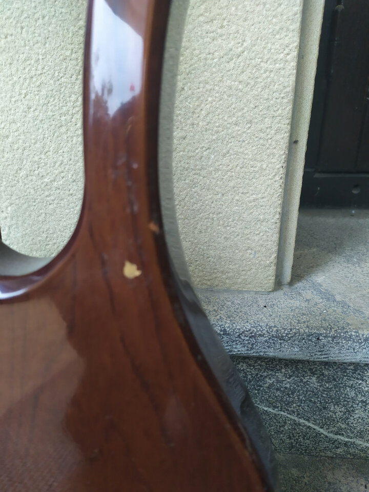 Hondo II Professional Longhorn (tipo Danelectro). Nogal.