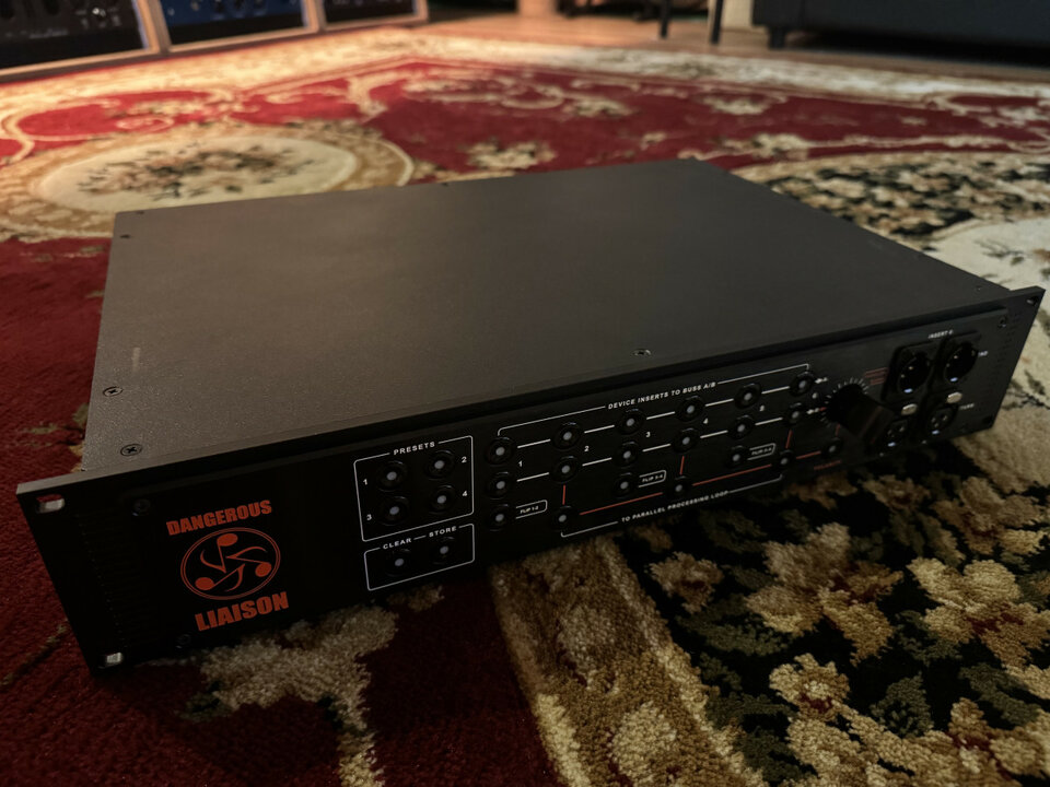 Dangerous Music Liaison MKII (Digital Patchbay) de 2024