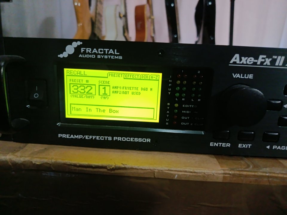 ENVIO INCLUIDO AXE FX II XL + (con caja original, manual y cable USB) de segunda mano · Foto 3 de 7 · Jaén · 1050 €