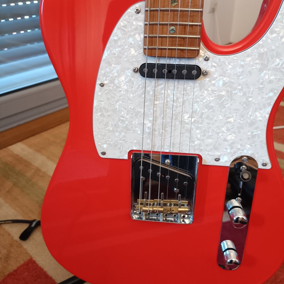 Sire T7 Fiesta Red en perfecto estado de segunda mano · Foto 8 de 10 · A Coruña · 475 €