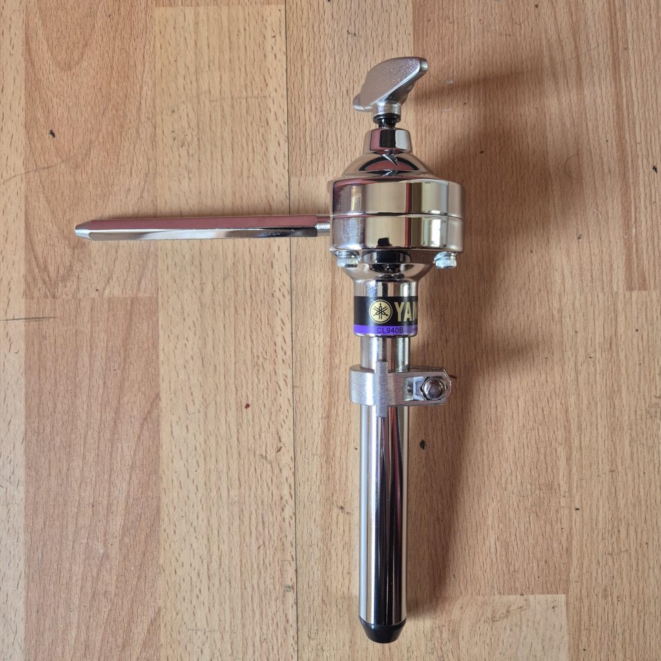YAMAHA Tom Holder CL940B de segunda mano · Foto 1 de 2 · Cantabria · 15 €