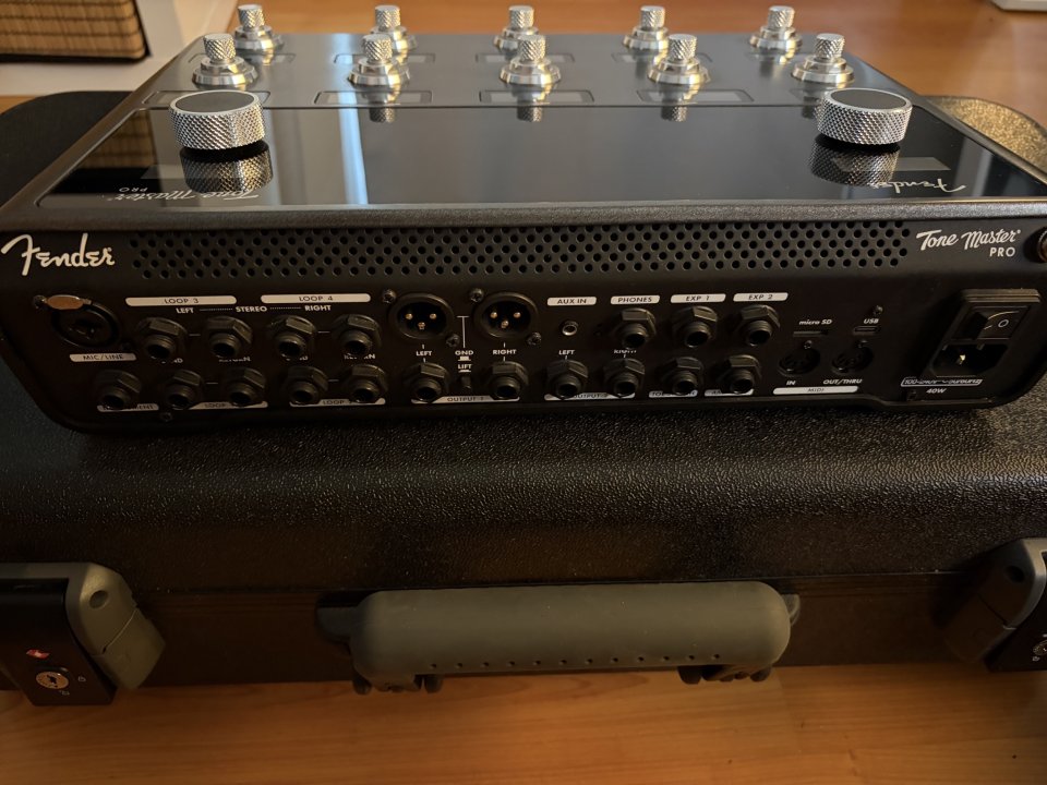 Fender Tone Master Pro + estuche rígido original Fender de segunda mano · Foto 4 de 10 · Málaga · 1250 €