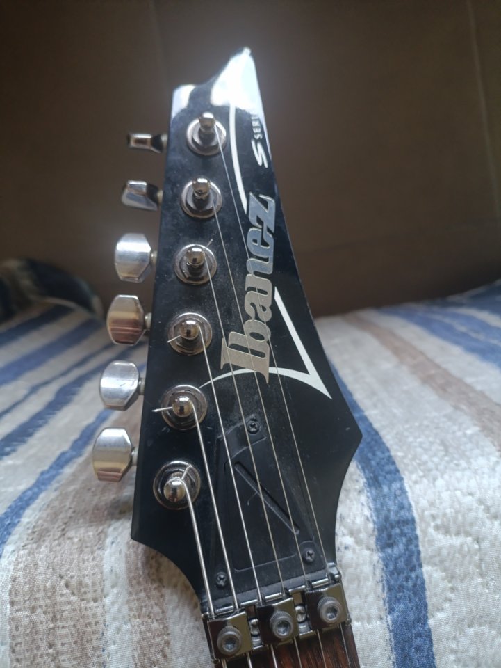 IBANEZ S420 BBS STANDARD de segunda mano · Foto 6 de 10 · Salamanca · 450 €