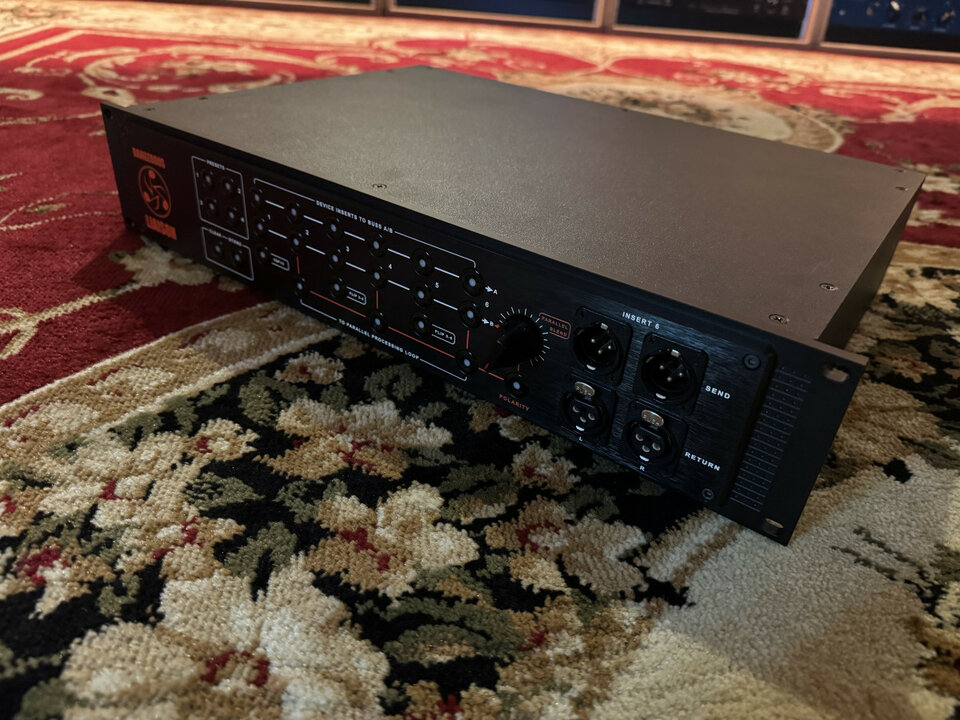 Dangerous Music Liaison MKII (Digital Patchbay) de 2024