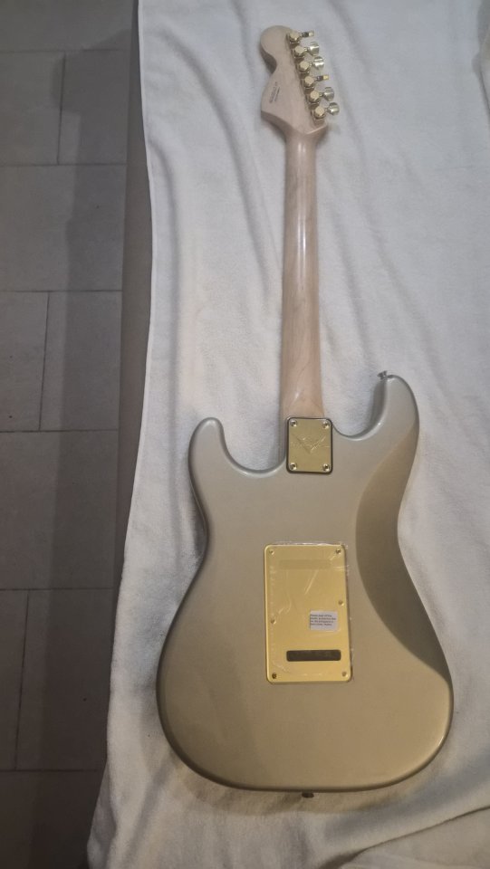 Guitarra Montada Por Partes de segunda mano · Foto 2 de 9 · Castellón · 595 €