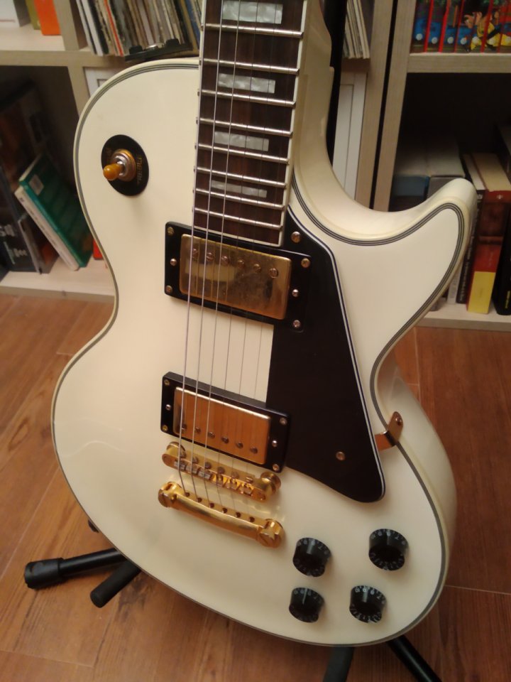 Tokai Les Paul custom