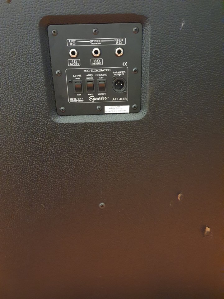 Pantalla Egnater 4x12