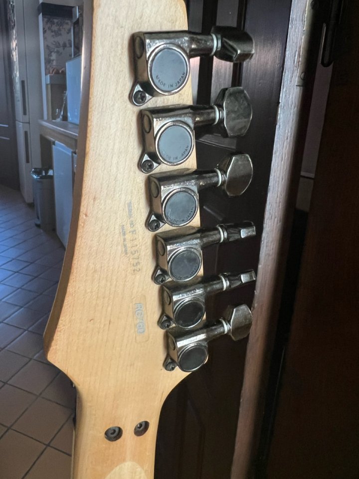 Ibanez rg760/570 japan de segunda mano · Foto 4 de 9 · Barcelona · 550 €