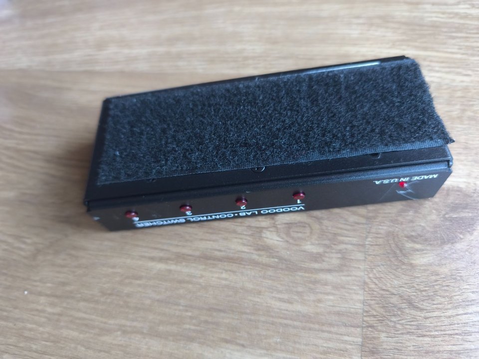 Voodoo lab control switcher