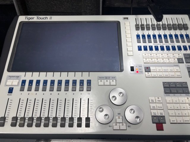 Mesa de luces Tiger Touch ll CLON