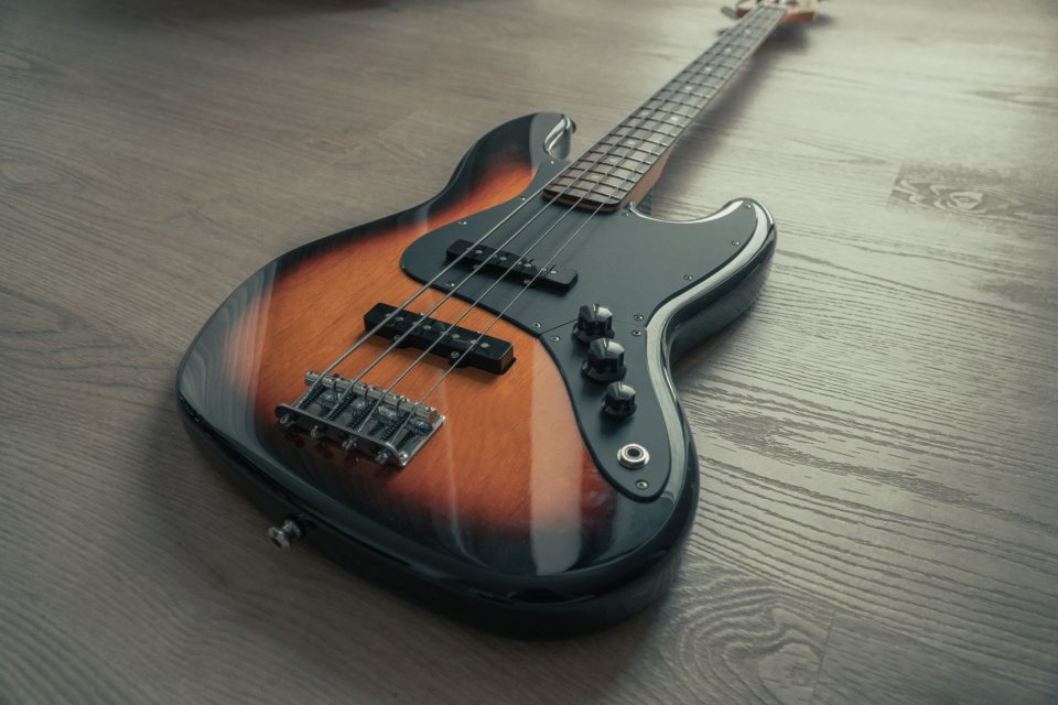 Bajo Fender Jazz Bass Player (Mex) de segunda mano · Foto 1 de 6 · Zamora · 700 €