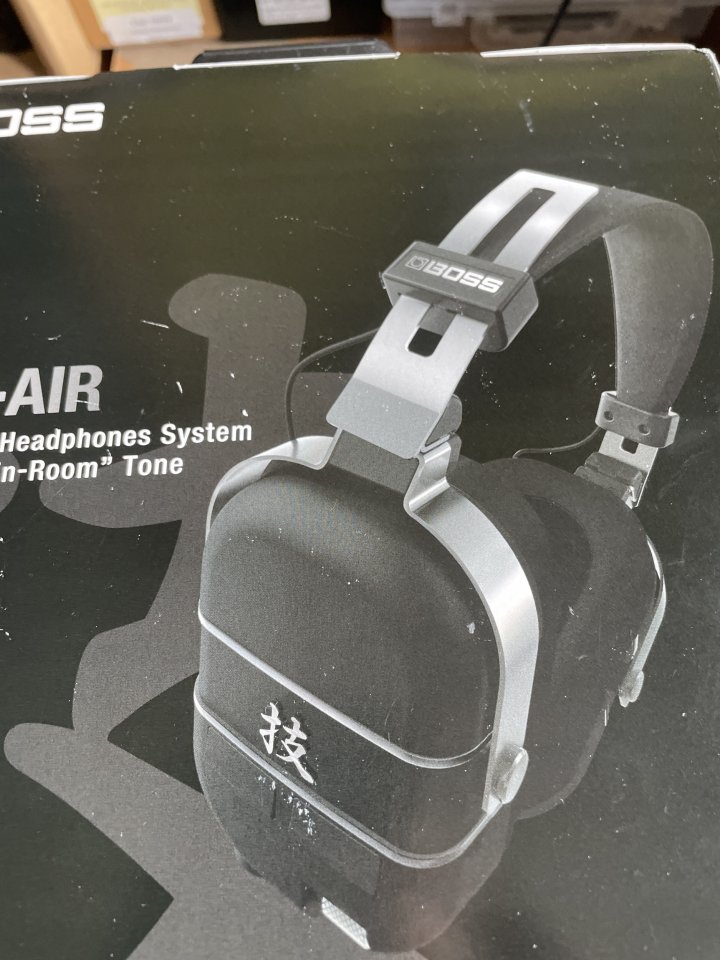 Cambio auriculares waza-air de segunda mano · León